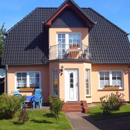Ferienwohnung Jargow _ Alt_Reddevi Alt Reddevitz Bagian luar foto